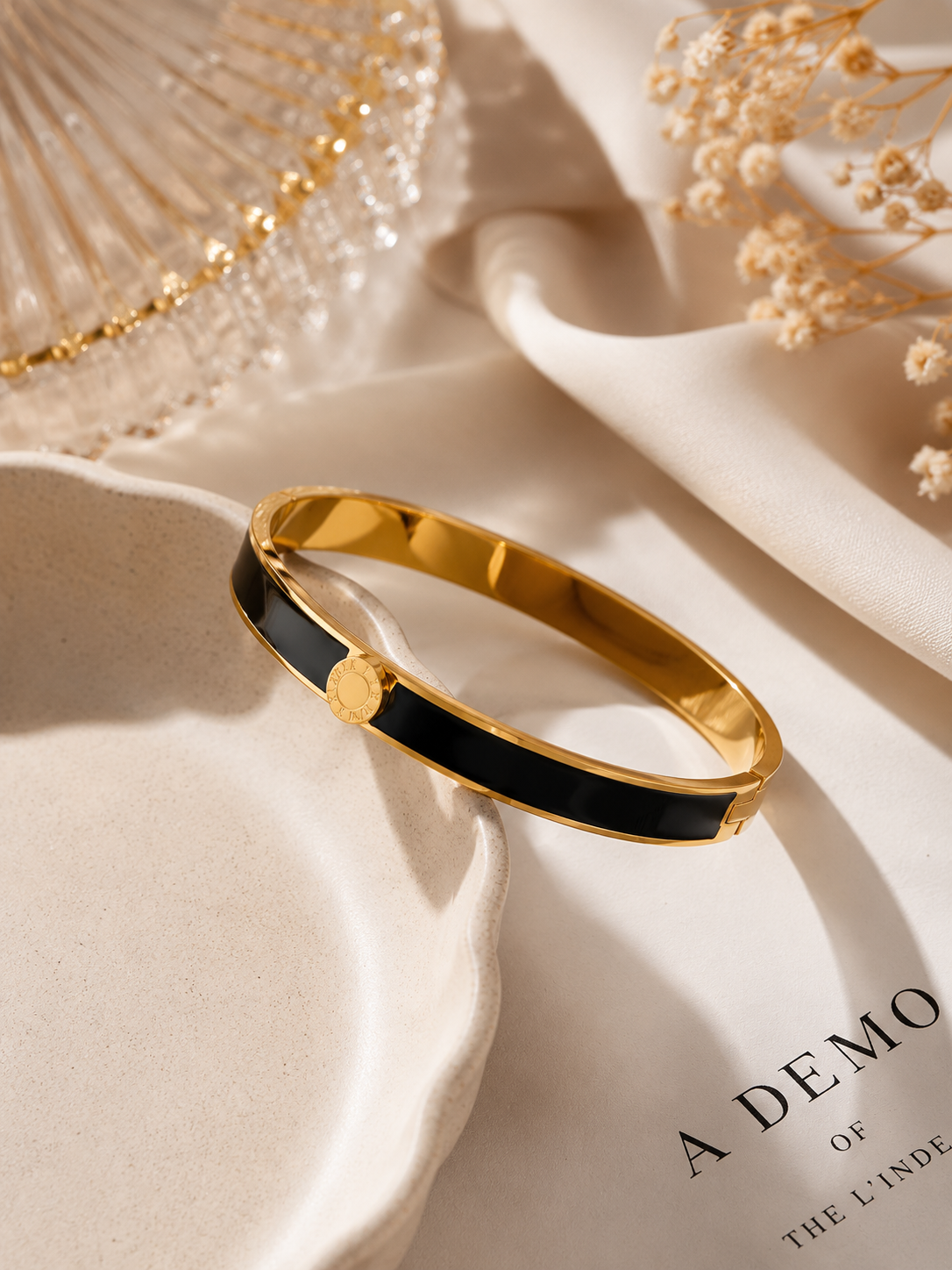 Noir Eclipse Luxe Bangle – view 3 – Pabeena