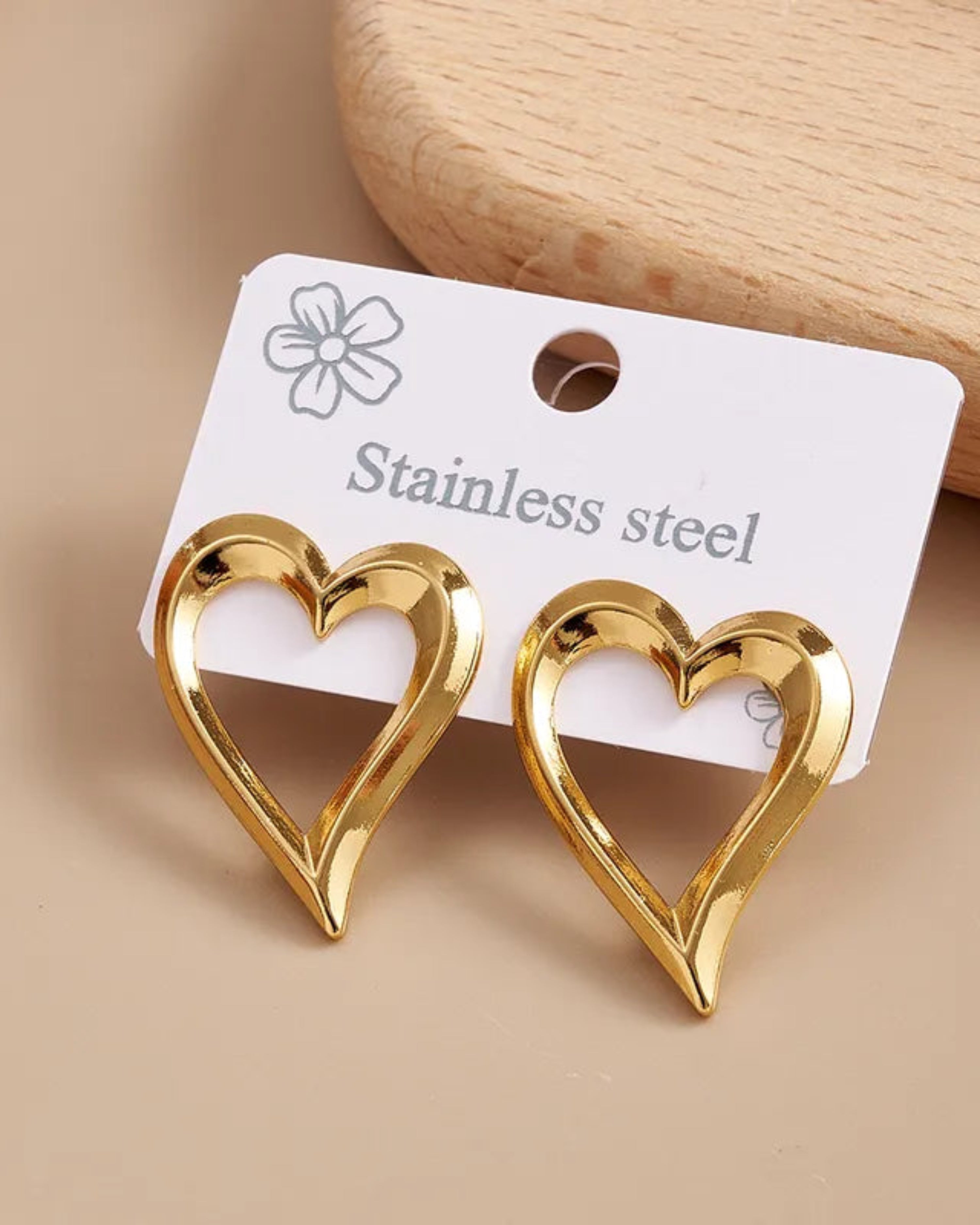 Soft Vow Heart Studs - Pabeena
