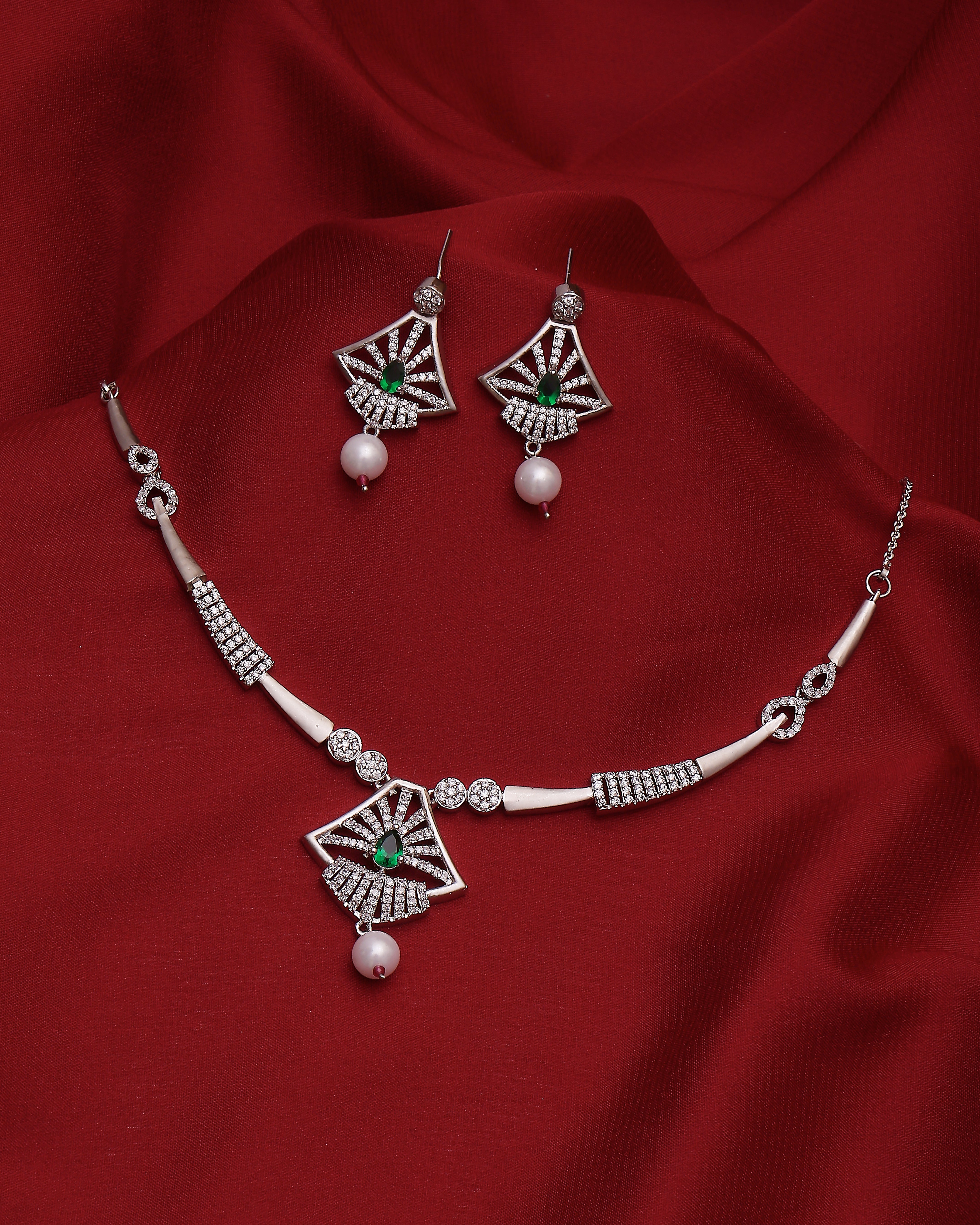 Emerald Deco Pearl AD Necklace Set – view 6 – Pabeena