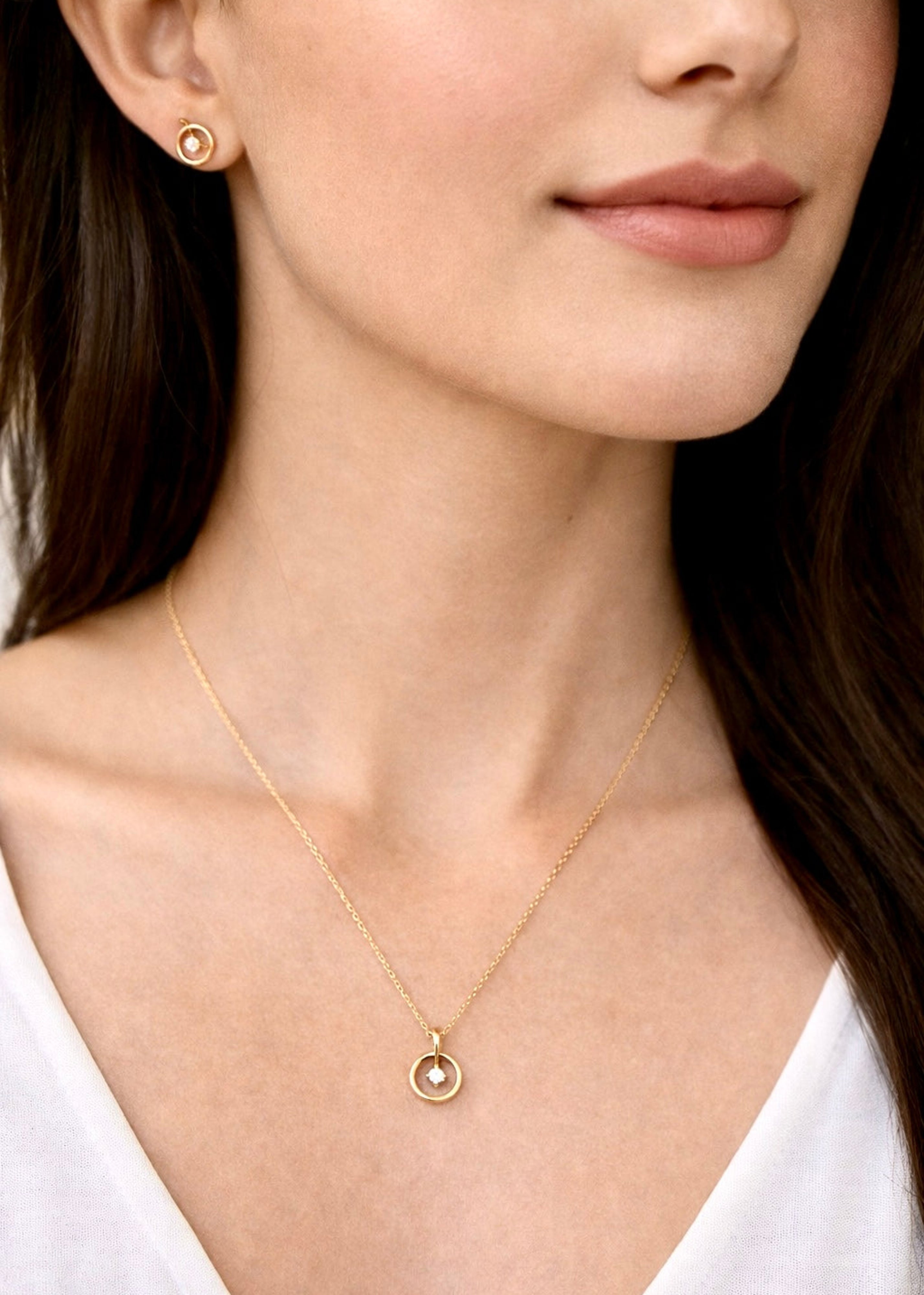 Eterna Circle Pendant Set - Pabeena