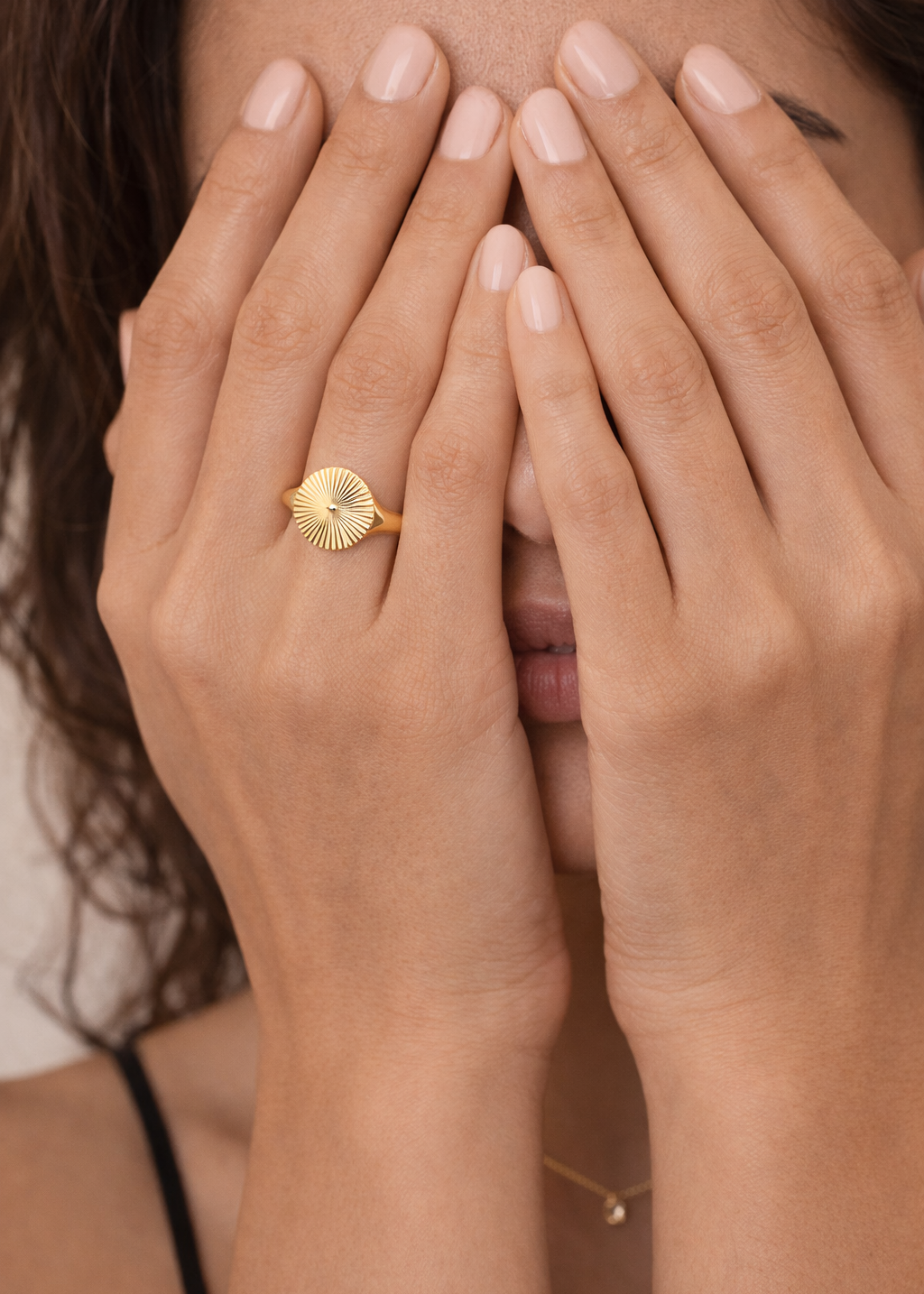 Floral Engraved Ring – view 5 – Pabeena