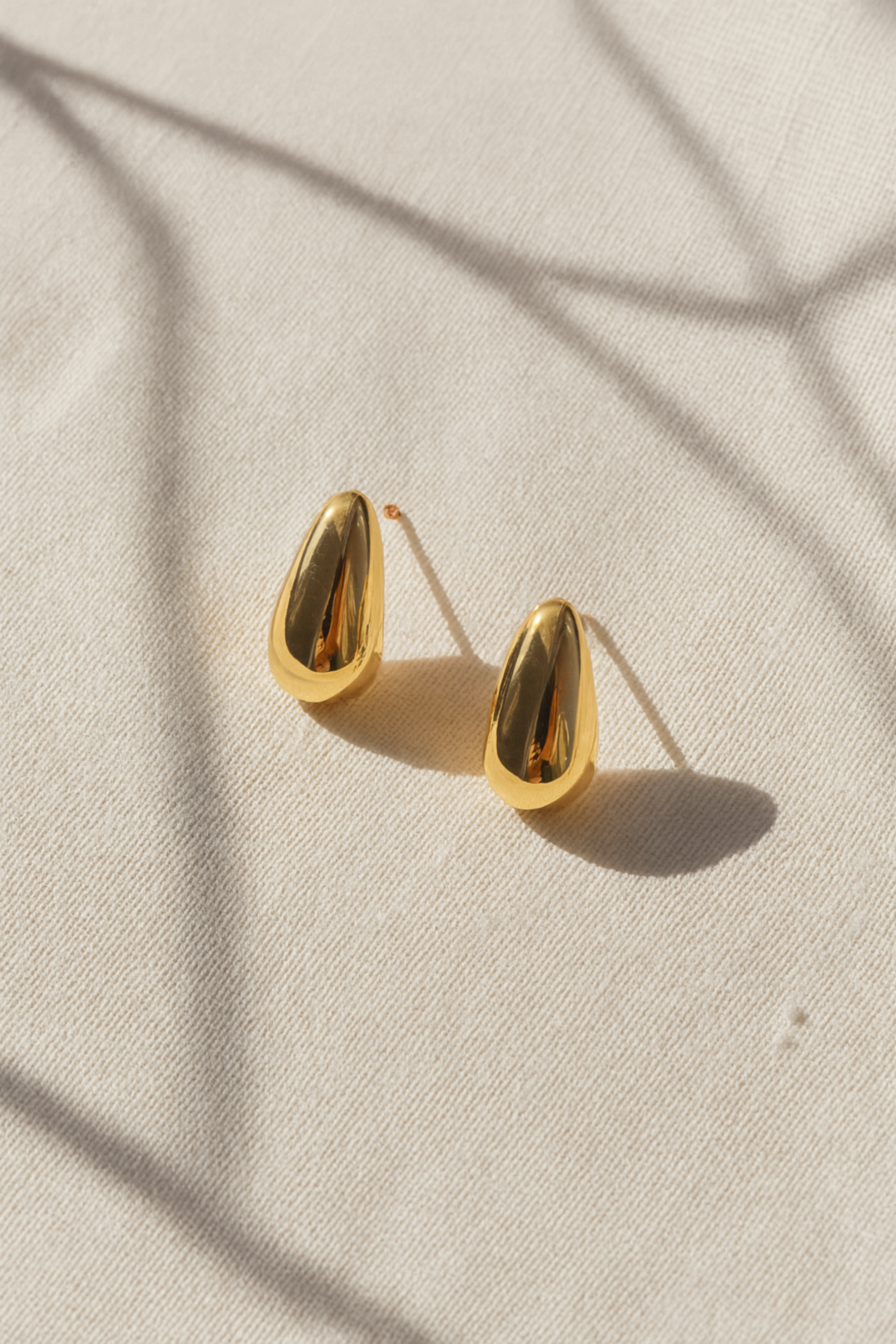 Gleam Drop Studs - Pabeena