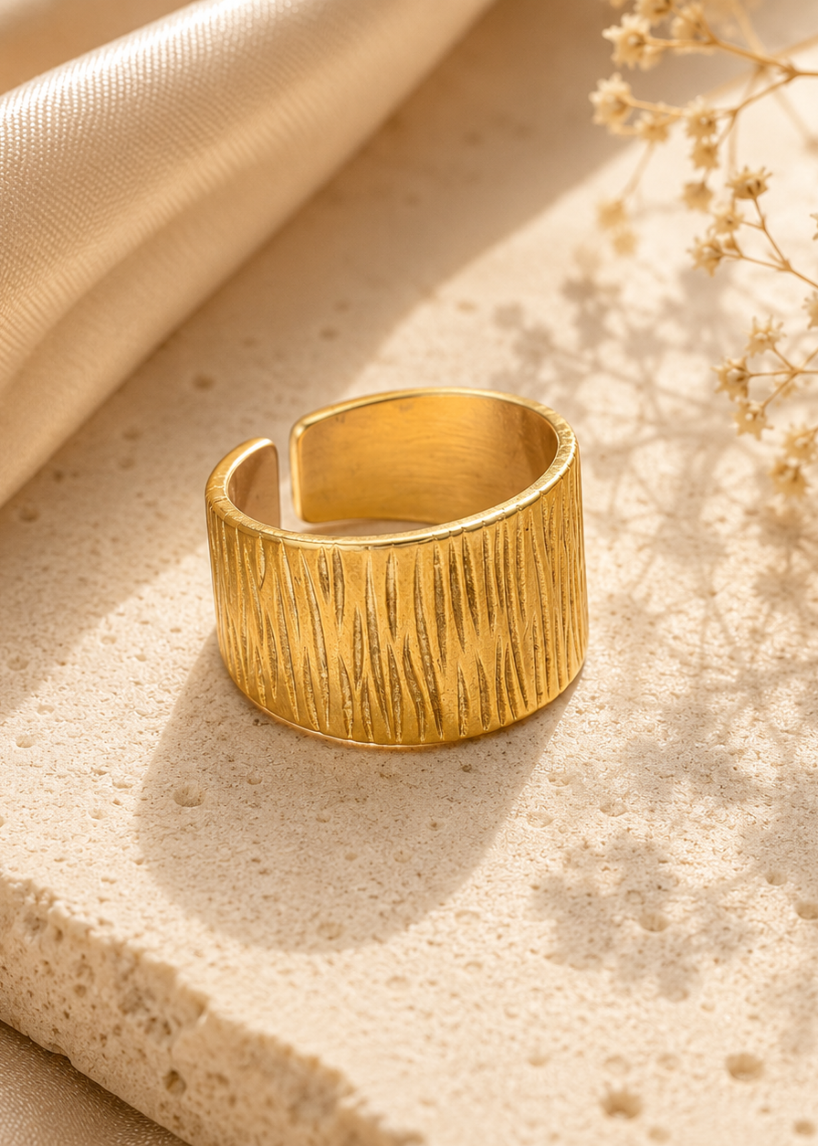 Gilded Ridge Ring - Pabeena