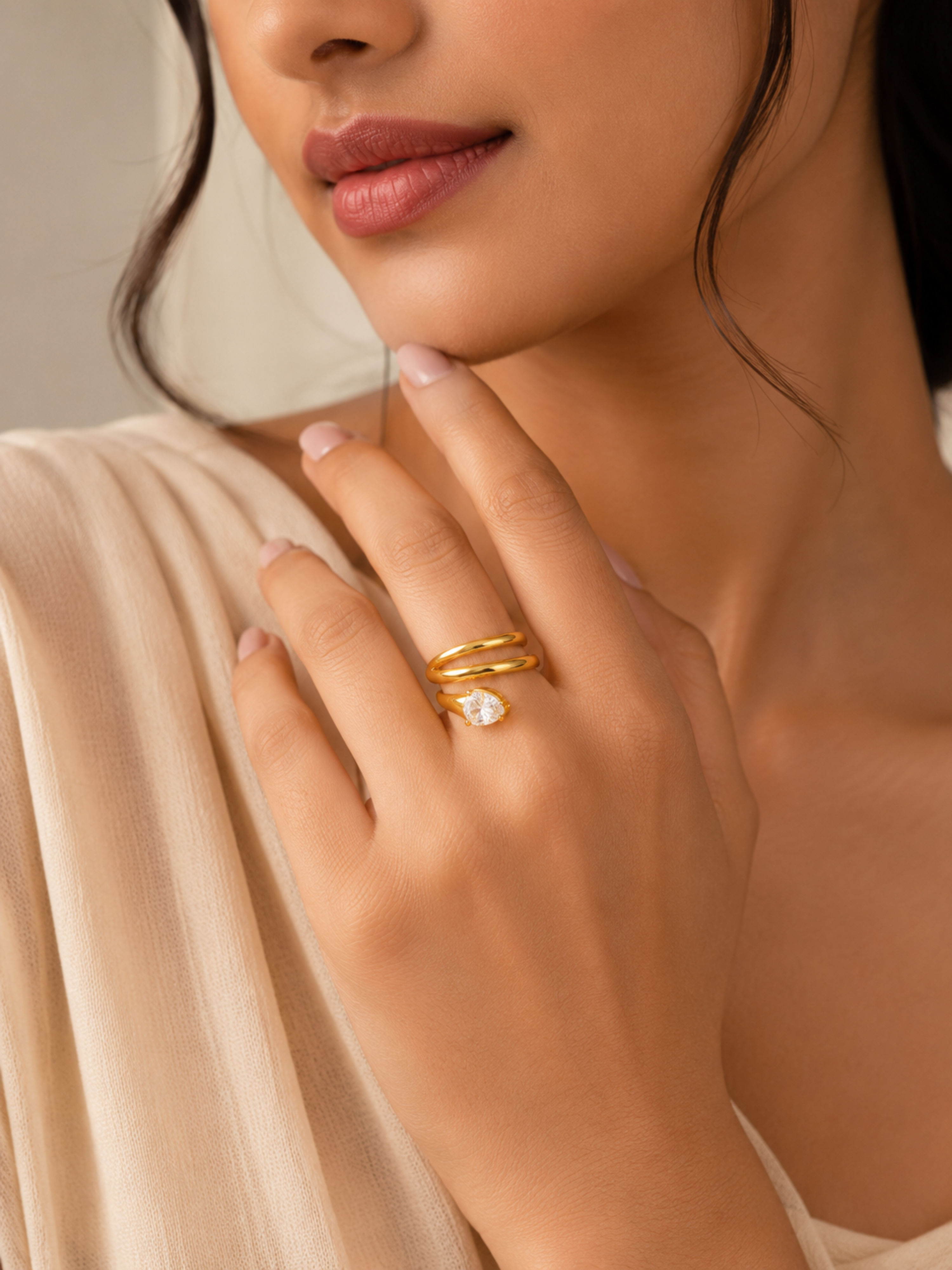 Lumière Solitaire Ring – view 2 – Pabeena