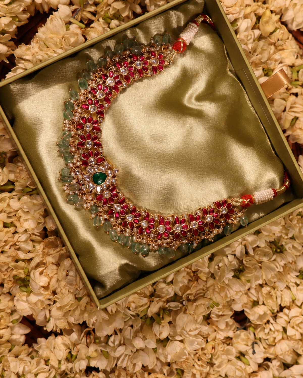 Phoolkanthi Jadau Necklace - Pabeena