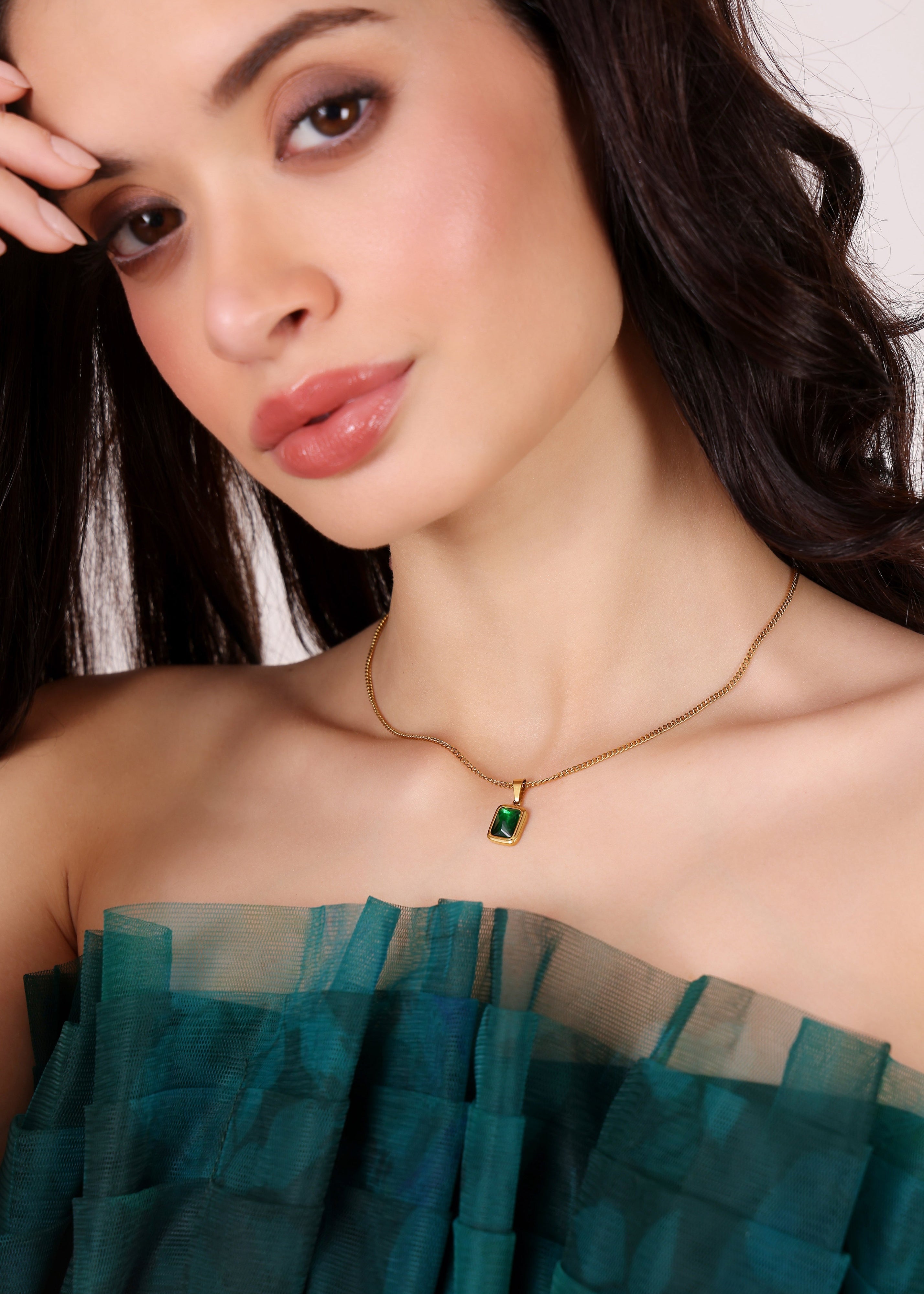 Timeless Emerald Pendant - Pabeena