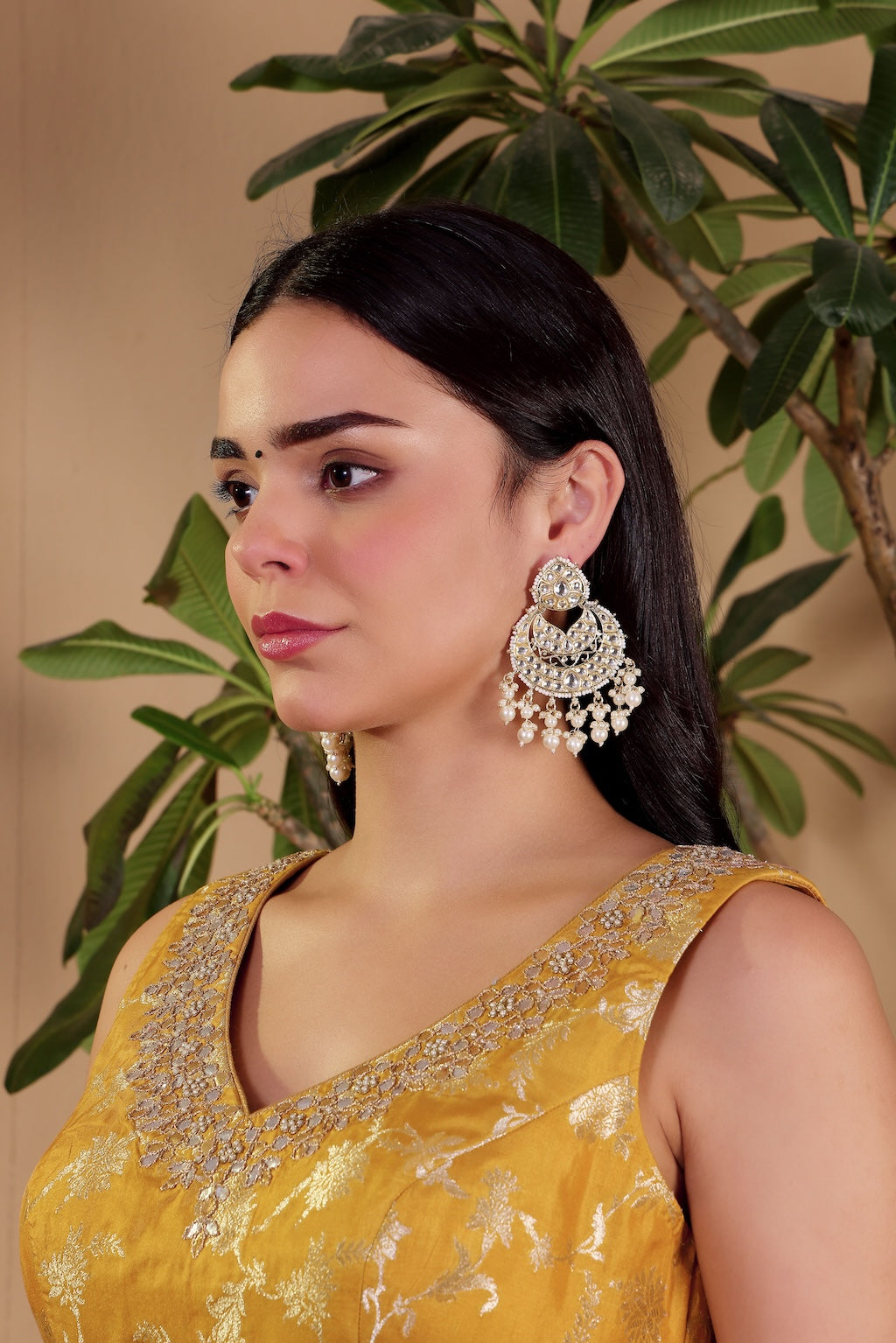 Sitara Ivory Bloom Earrings - Pabeena