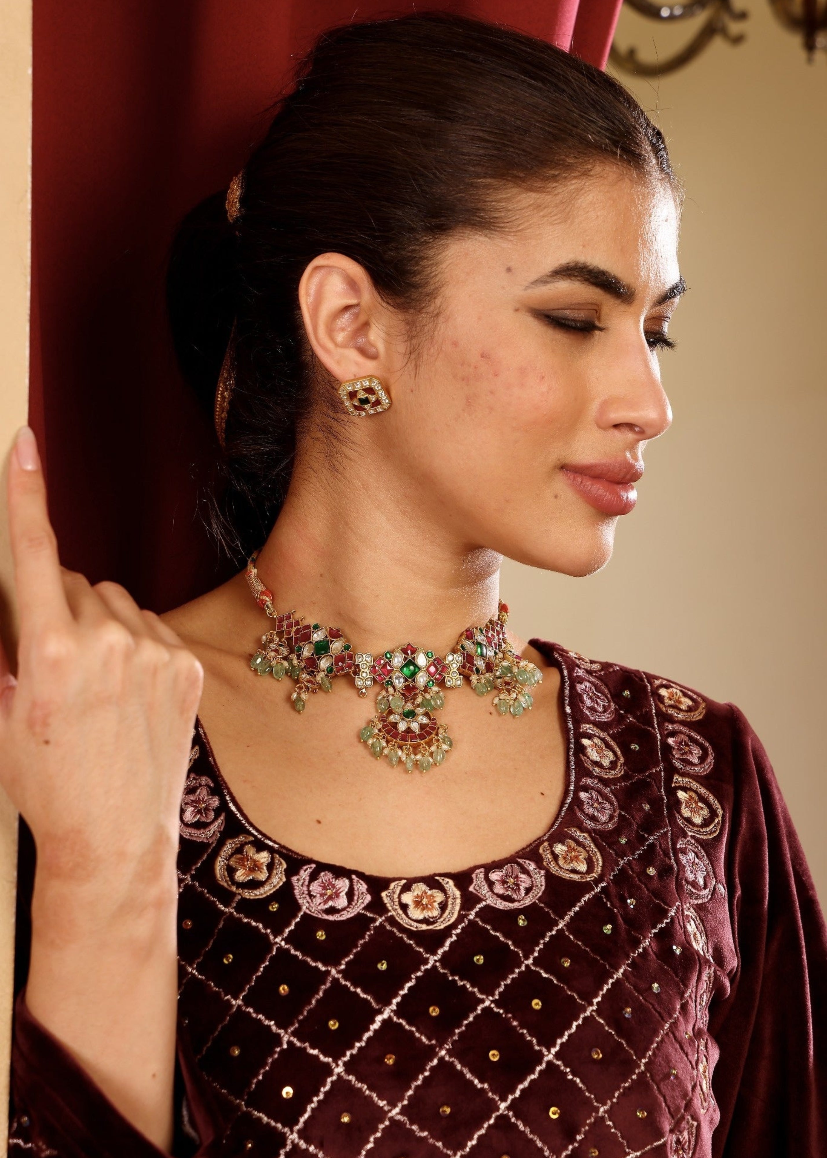Inaara Jadau Choker - Pabeena