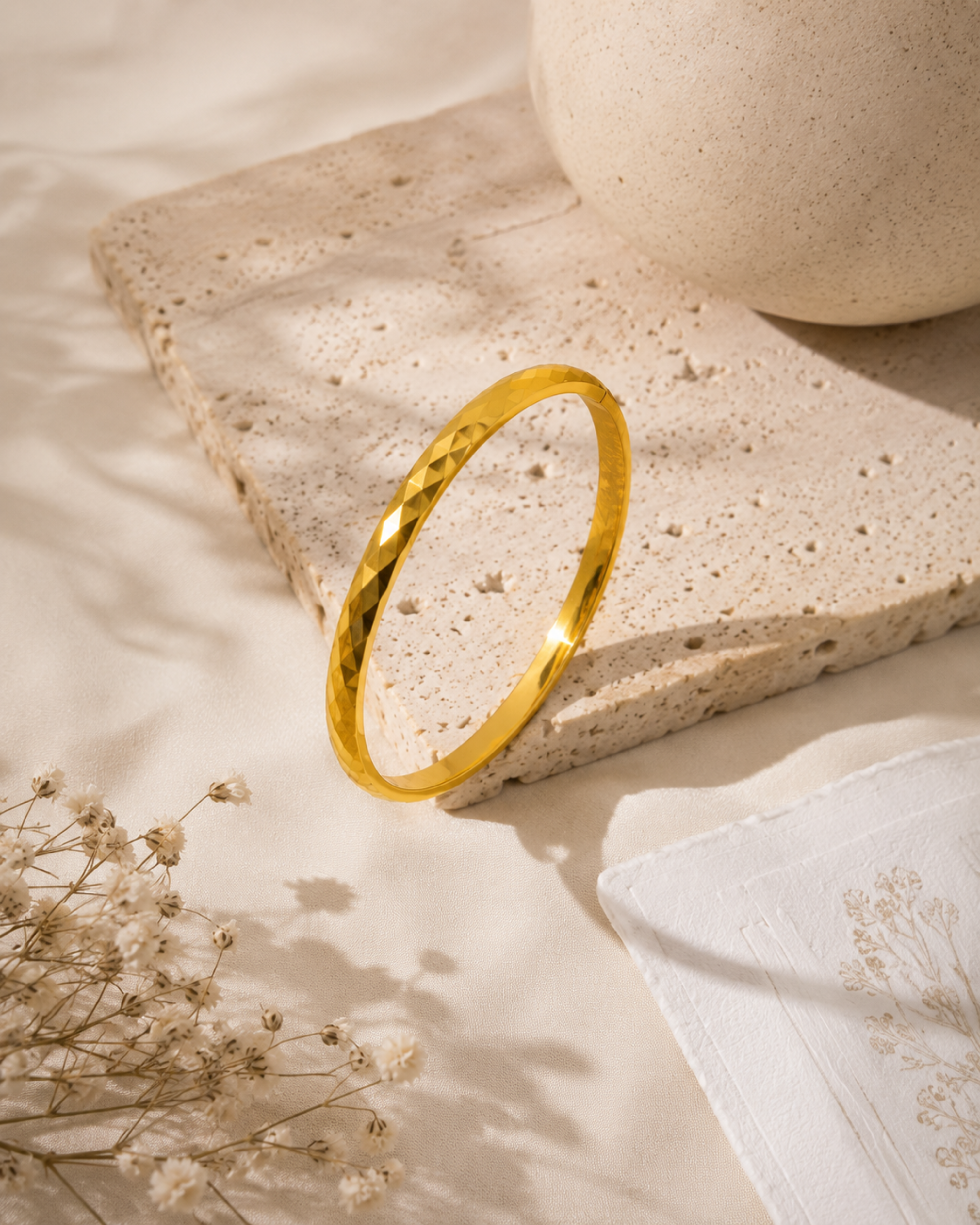 Aurora Facet Bangle – view 3 – Pabeena